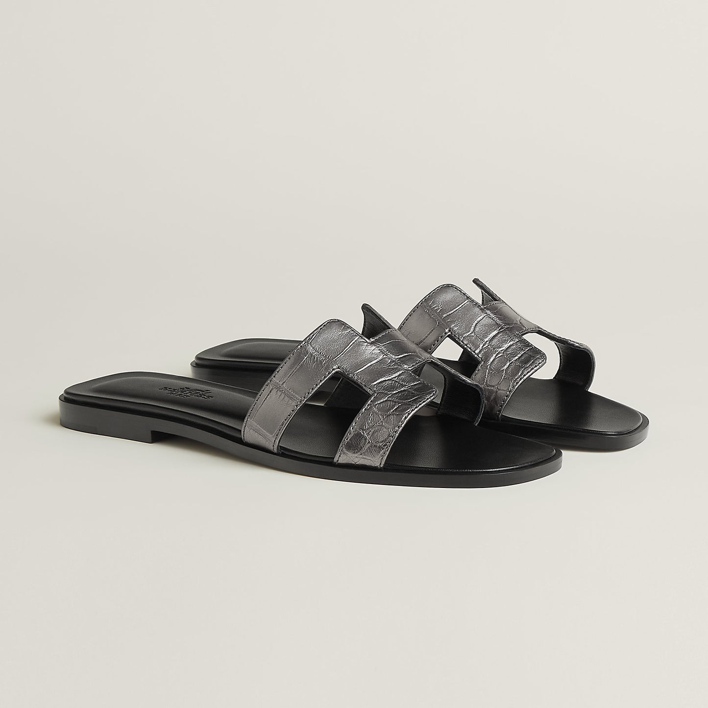 Hermès Oran sandal 'Gris Argenté'