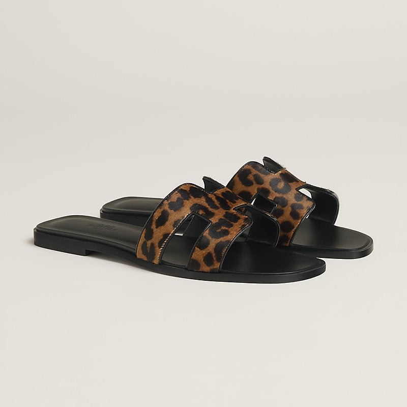Hermès Oran sandal 'Gold / Noir'