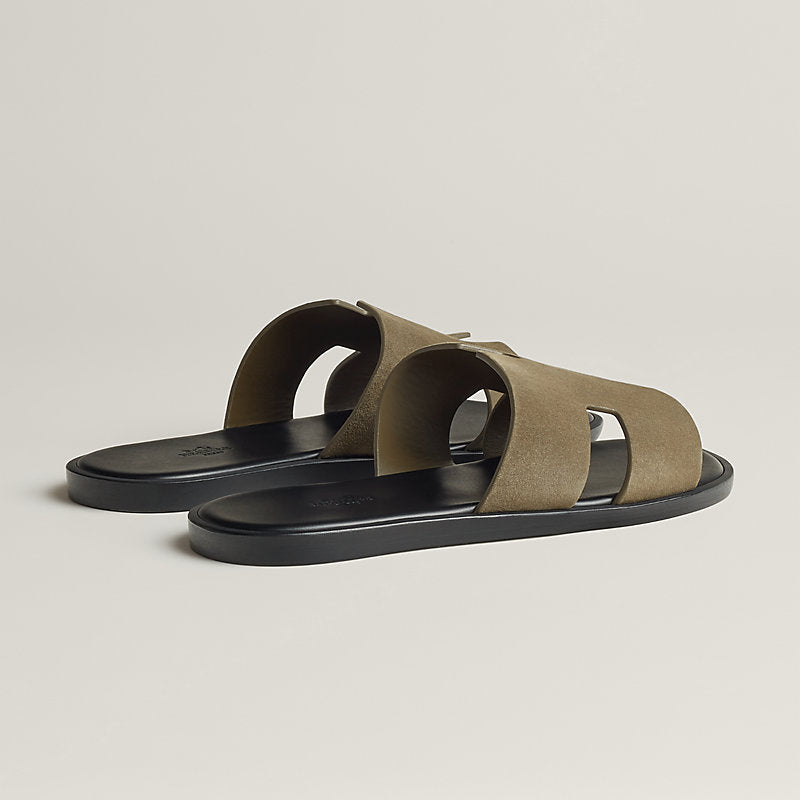 Hermès Izmir sandal 'Vert Toundra'