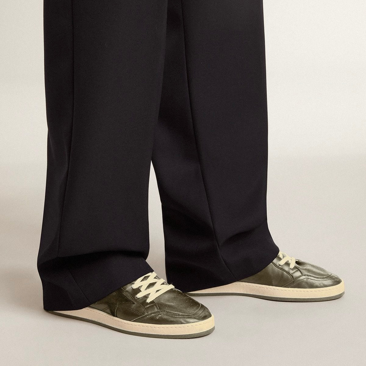 Golden Goose Ball Star in black nappa with suede star and nappa heel tab(Men)