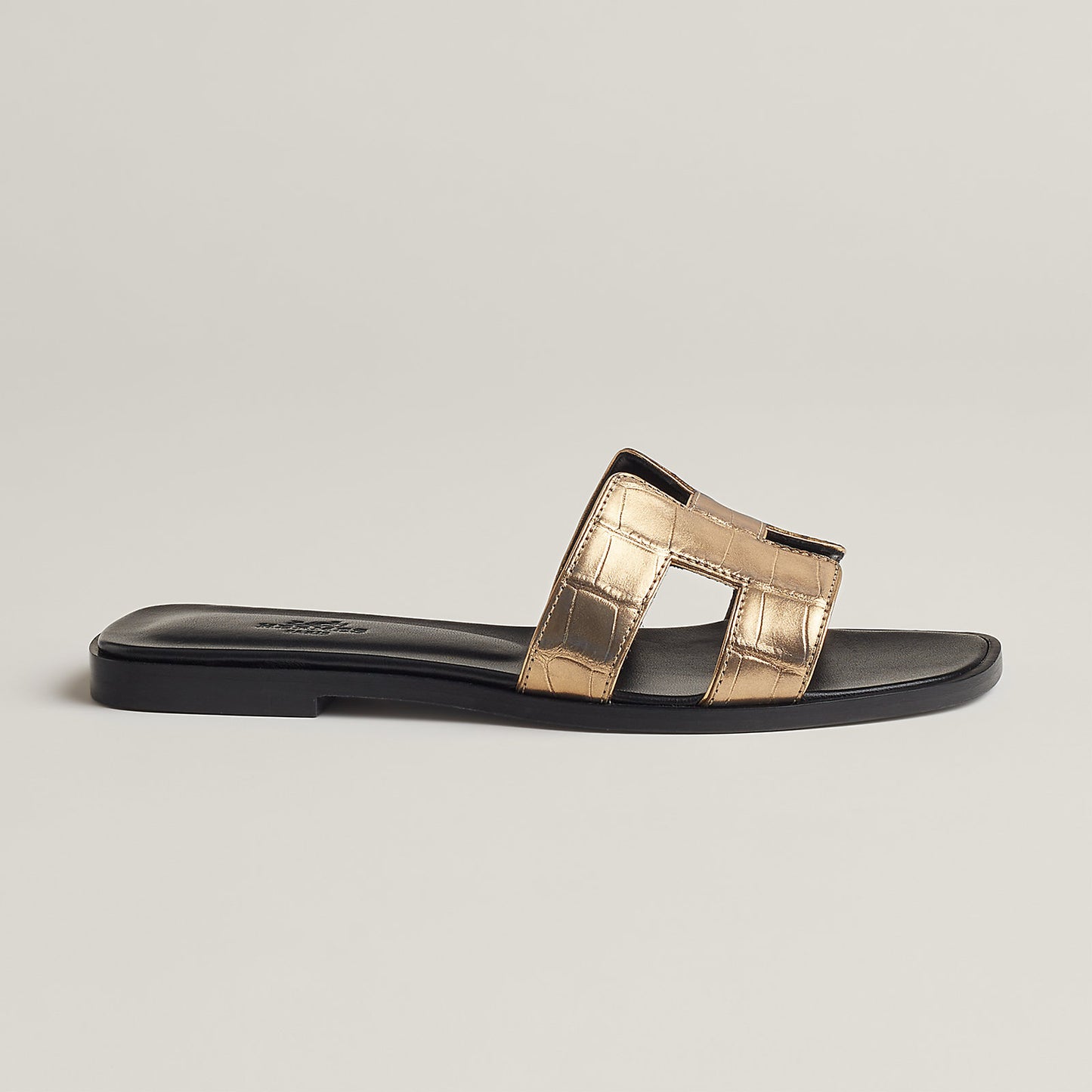 Hermès Oran sandal 'Doré Foncé'